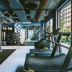 The Social Hub 4*