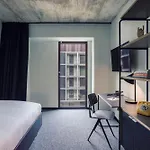 The Social Hub Porto