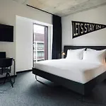 The Social Hub Hotel