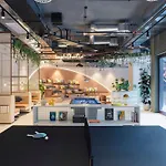 The Social Hub Hotel 4*