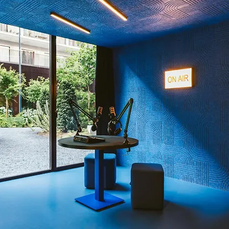The Social Hub Hotel