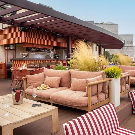 מלון The Social Hub 4*