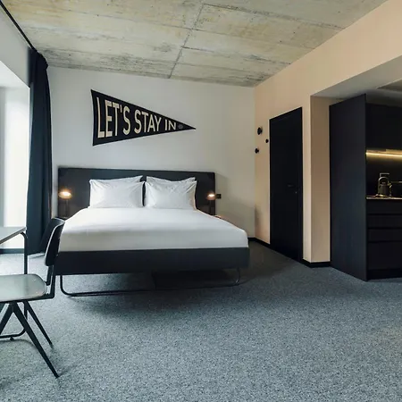 The Social Hub 4* Porto