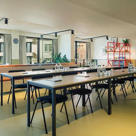 The Social Hub 4* Oporto