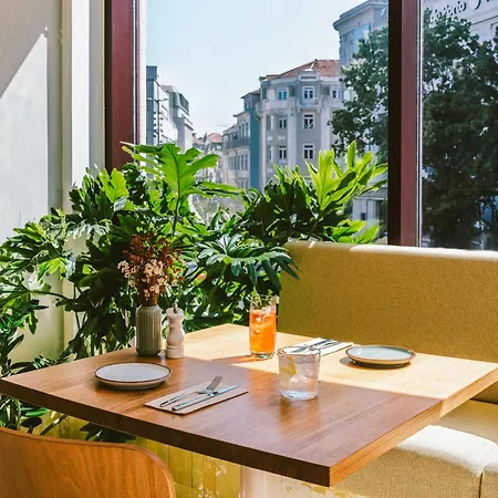 Hotel The Social Hub 4*